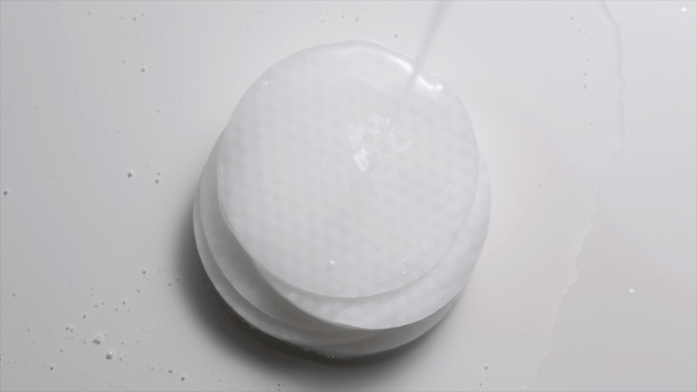 Luvum Witch Hazel Hyaluronic Toner Pad embossed cotton pads soaked in essence texture